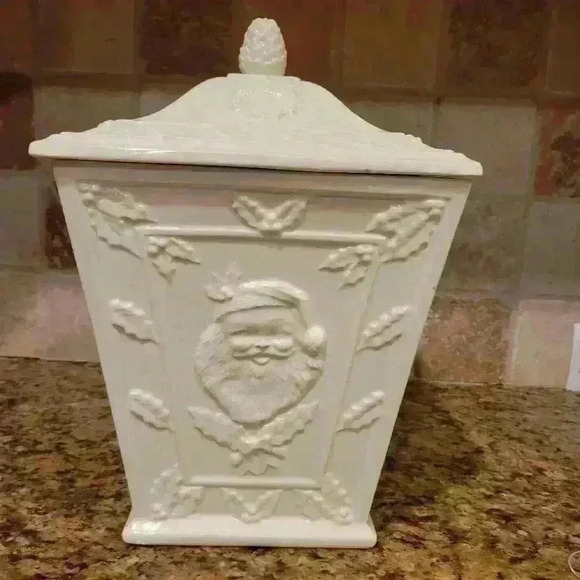 Embossed Holiday Covered Jar - Picture 2 of 8